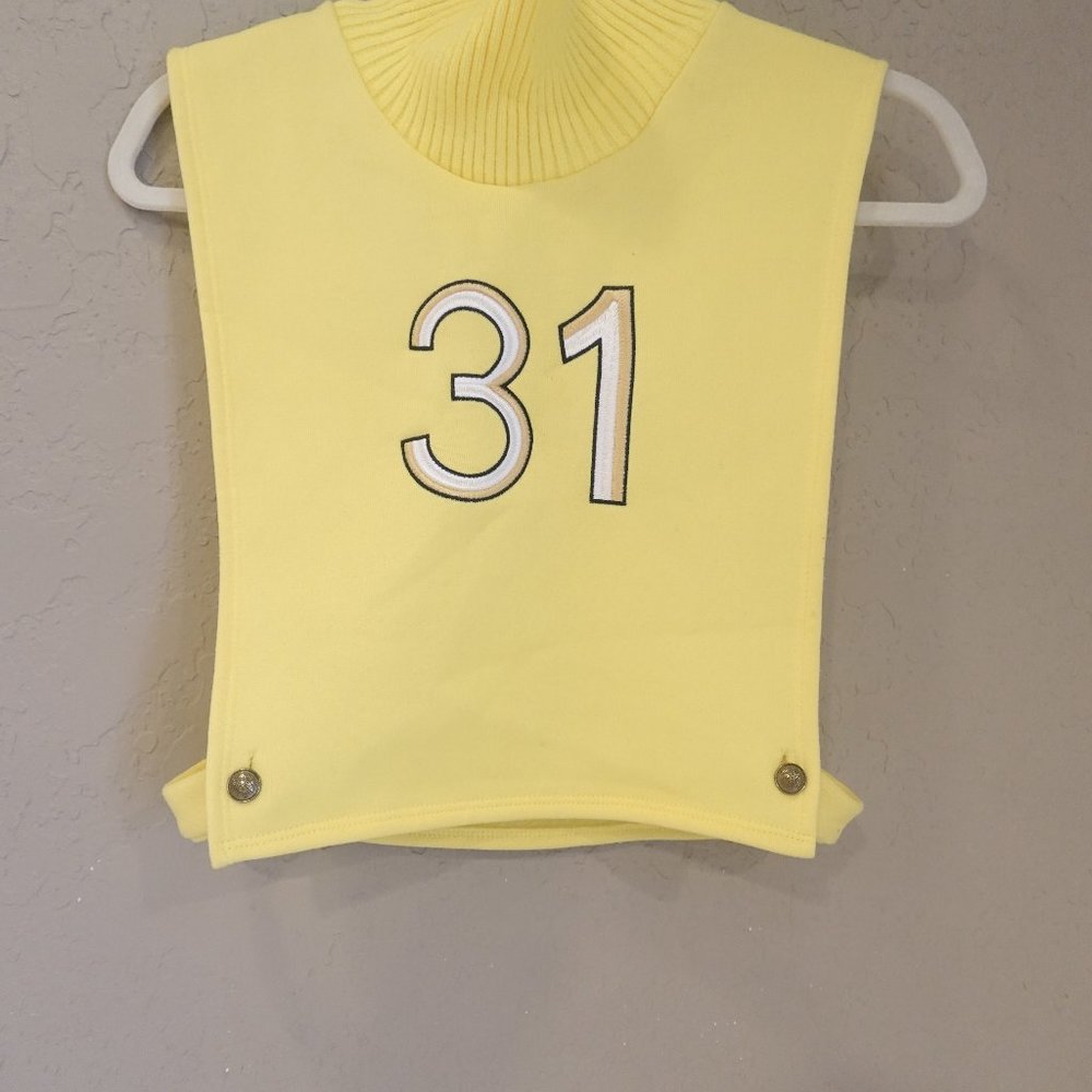 ''Yellow medium Vest."